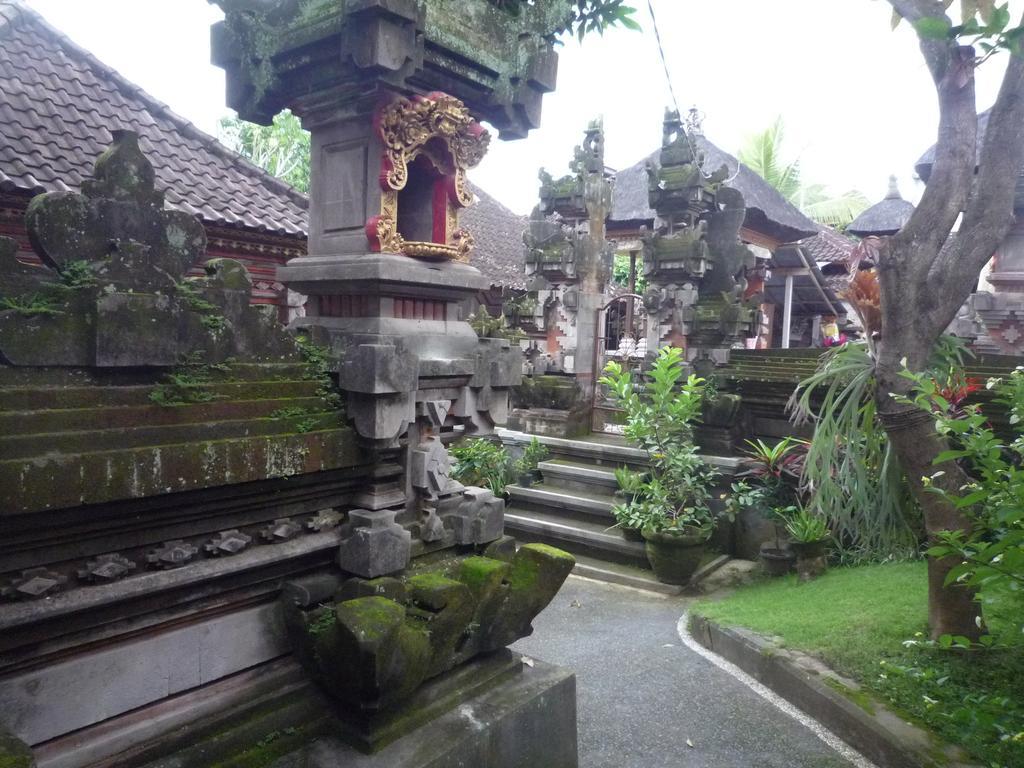 Pratama House Apartment Ubud Exterior foto