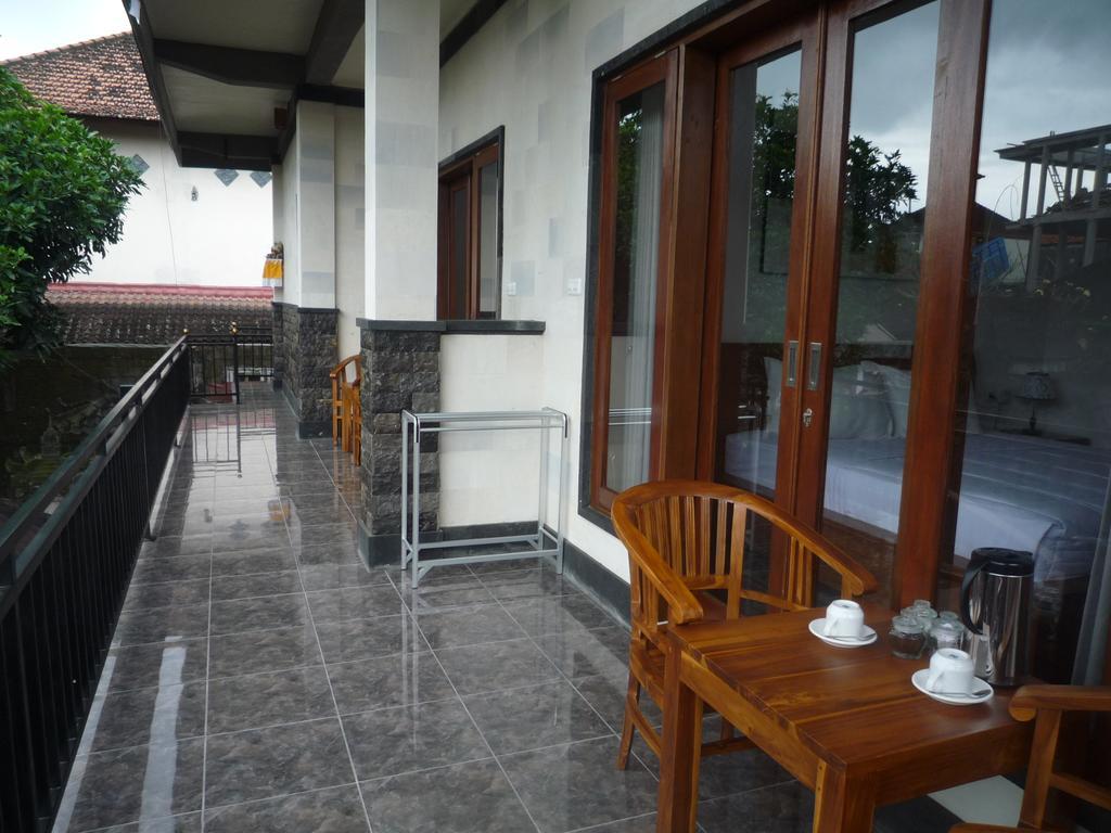 Pratama House Apartment Ubud Exterior foto